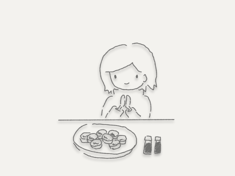 焼き上がった干し大根を皿に並べ、しょうゆやソースを添えたイラスト