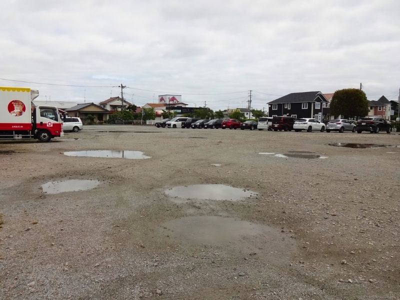 相馬野馬追の指定駐車場1時間前の様子