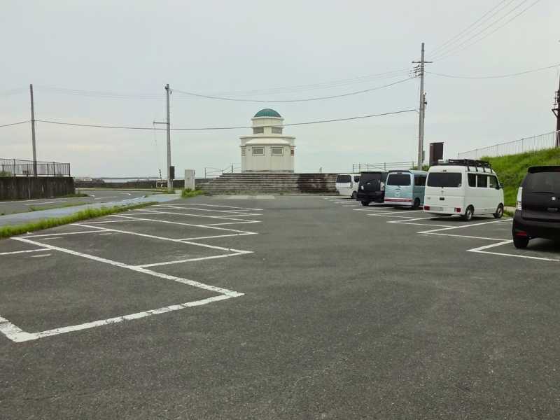 原釜尾浜海水浴場近くの駐車スペース